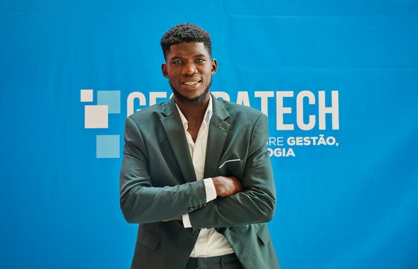 Comment est fabriqué un écran OLED de smartphone ?